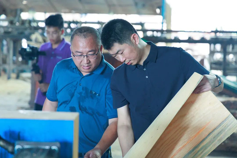 浙江慧創工貿有限公司,竹木(mù)膠合模闆,膠合闆,房(fáng)屋,橋梁,隧道(dào),火(huǒ)車(chē)集裝箱底闆,官方網站(zhàn)