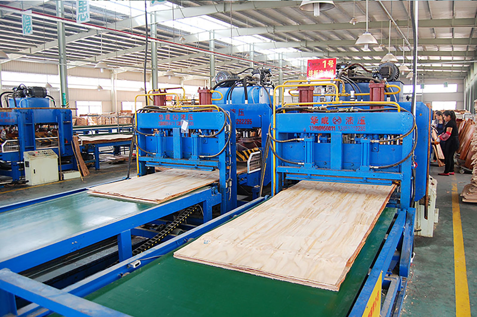 廠(chǎng)房(fáng)設備